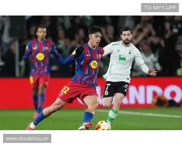 巴萨进攻体系过度依赖边路,整体稳定性面临考验,对赛季走势形成制约 巴萨进攻体系过度依赖边路,整体稳定性面临考验,对赛季走势形成制约