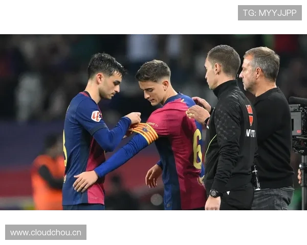 佩德里与法布雷加斯:早熟中场的战术角色与比赛影响力对比 佩德里与法布雷加斯:早熟中场的战术角色与比赛影响力对比