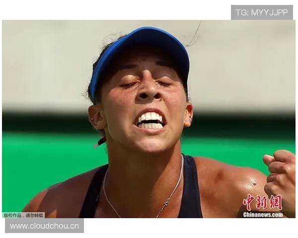 傅园慧又在镜头前翻脸了，这生活和赛场完全两个人啊！