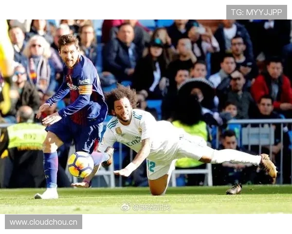 马塞洛与阿尔巴：边卫助攻模式从重叠跑位转向内收组织